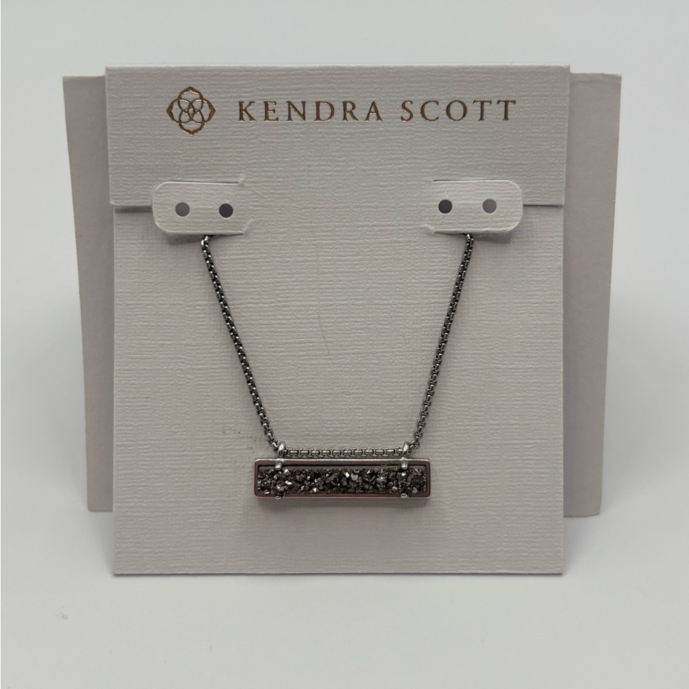 Vintage Silver Kendra Scott Leanor Necklace